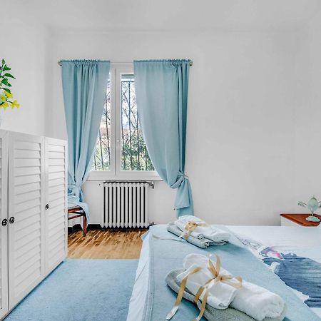 Ampia Dimora A Salo Con Parcheggio E Giardino Apartment Ngoại thất bức ảnh