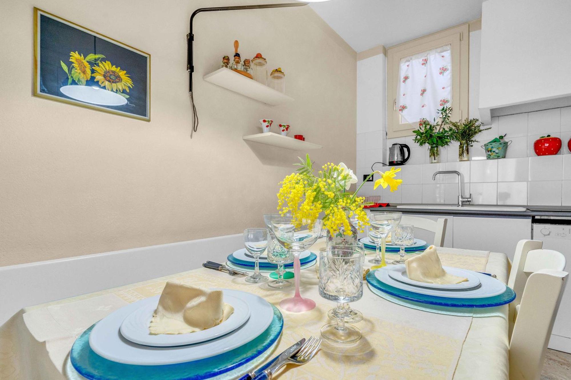 Ampia Dimora A Salo Con Parcheggio E Giardino Apartment Ngoại thất bức ảnh