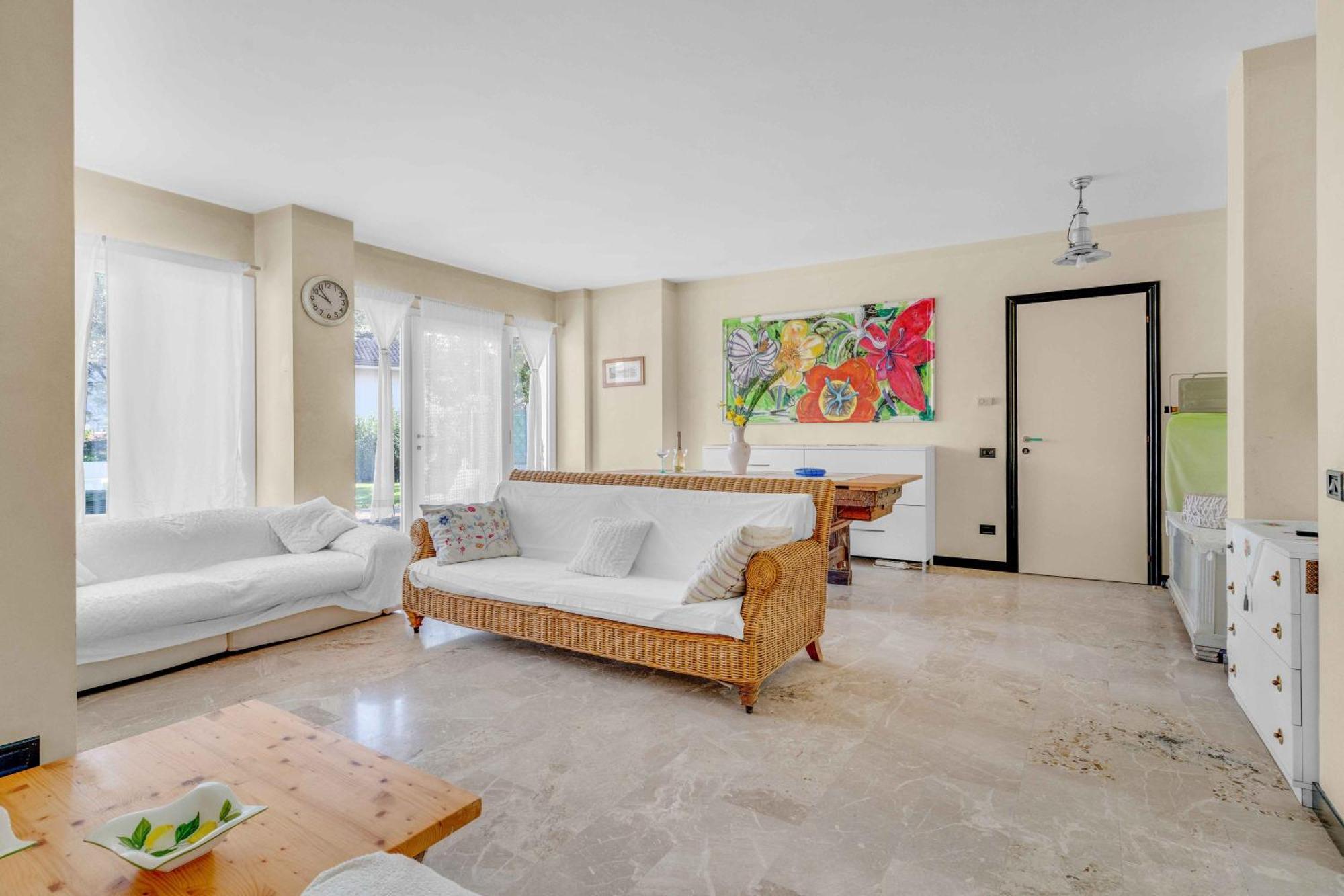 Ampia Dimora A Salo Con Parcheggio E Giardino Apartment Ngoại thất bức ảnh